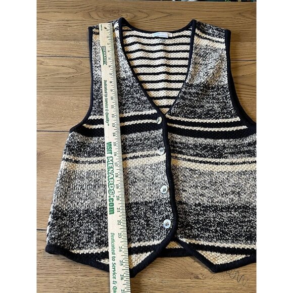 Jamie Scott Women's Sweater Vest Size Medium  Knit Buttons Winter Modern City - Picture 3 of 9